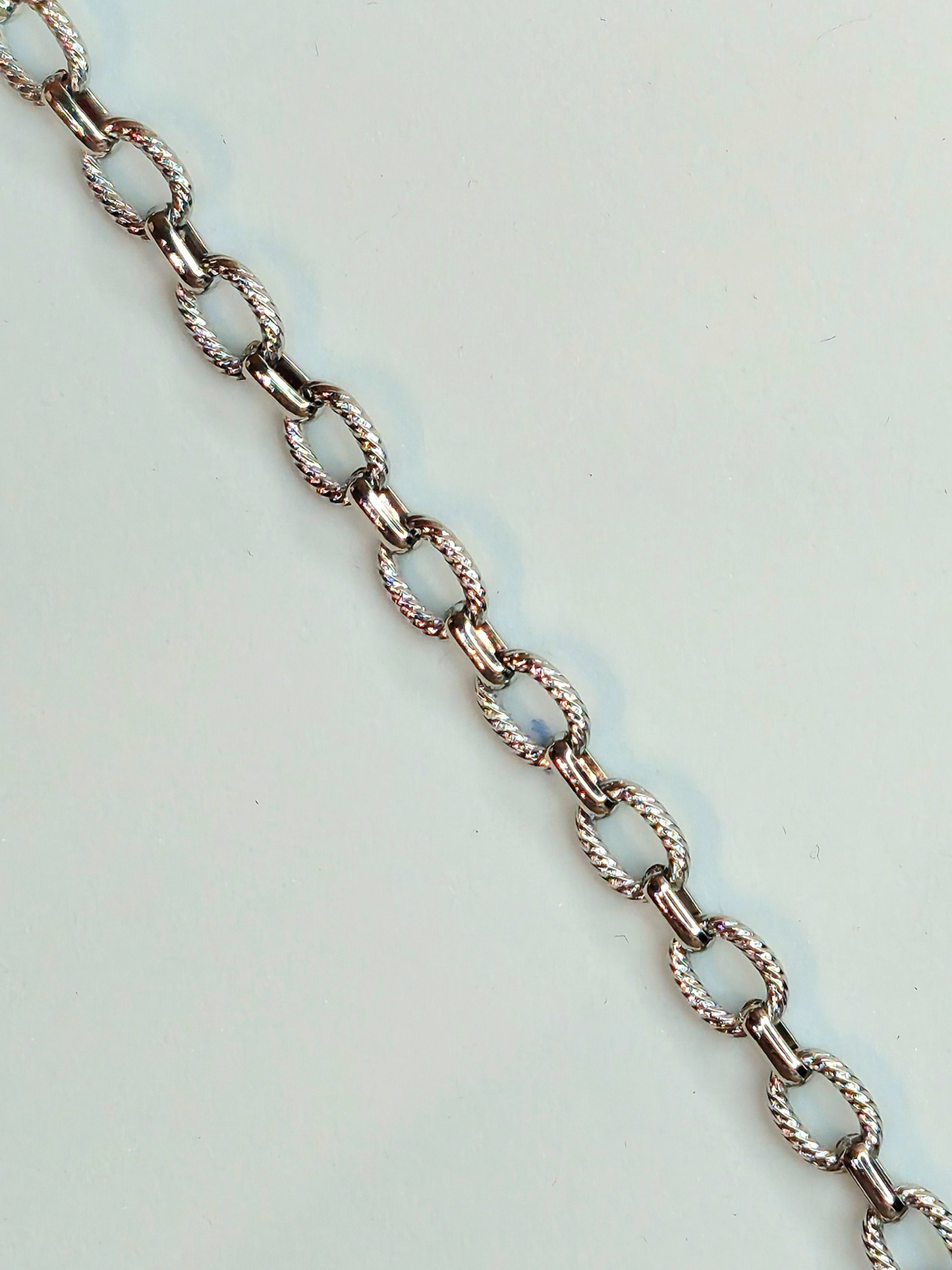 Collier charms personnalisé Éclat – Maille ovale torsadée en acier inoxydable