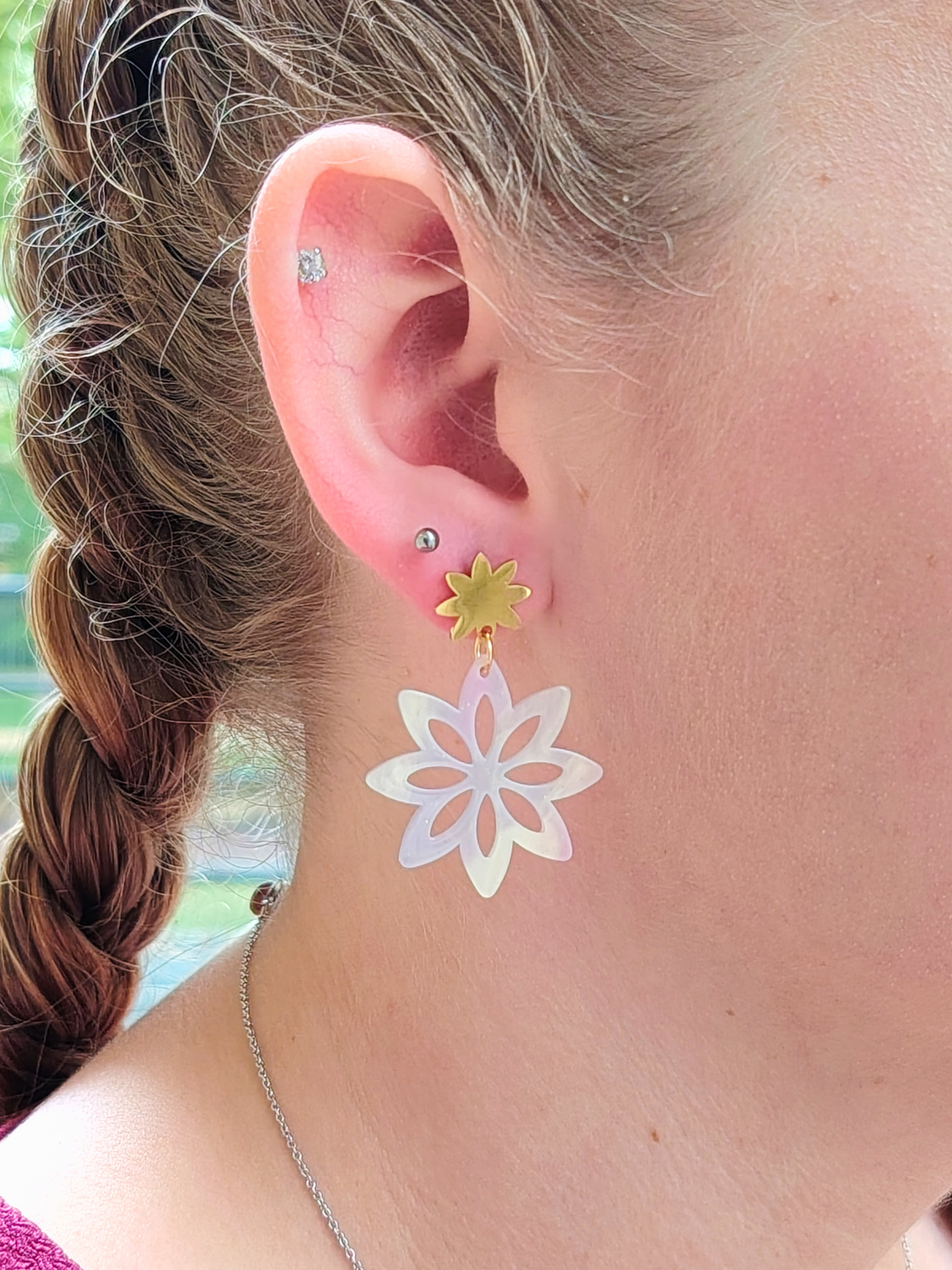 Boucles d'oreilles fleur mandala en acier inoxydable